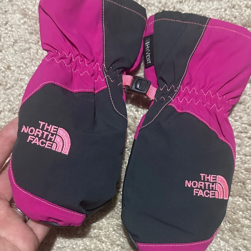 The North Face Kids' Fuchsia and Black Mittens